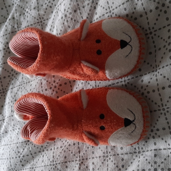 Hanna Andersson Fox Slippers size 9/10 - Picture 3 of 6